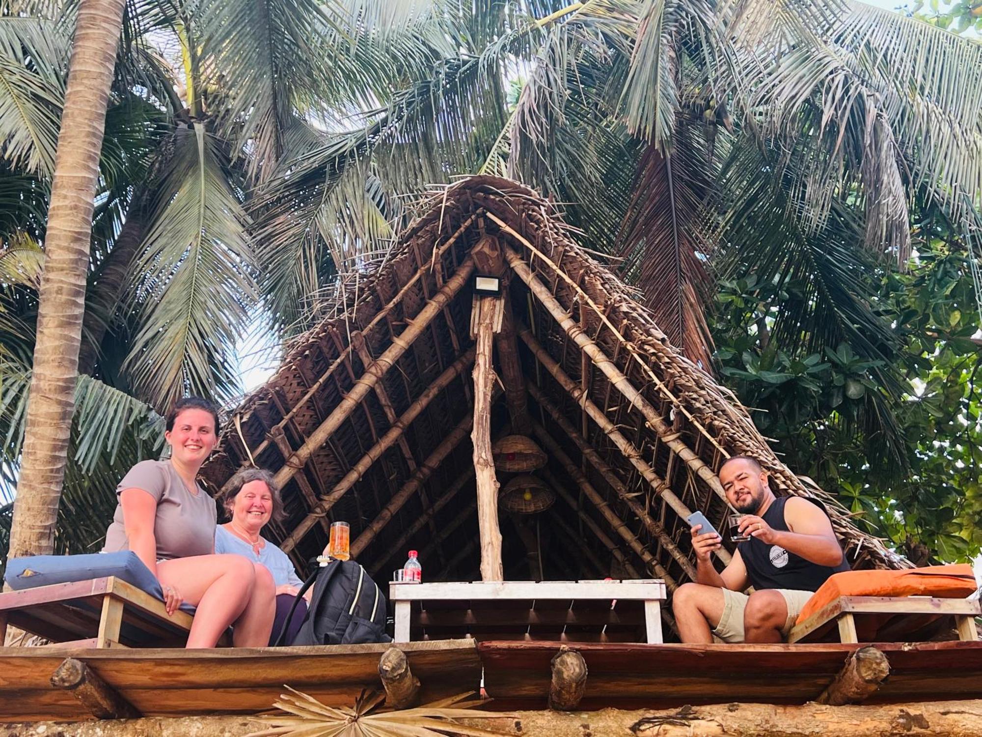Honey Beach Negombo Eksteriør bilde